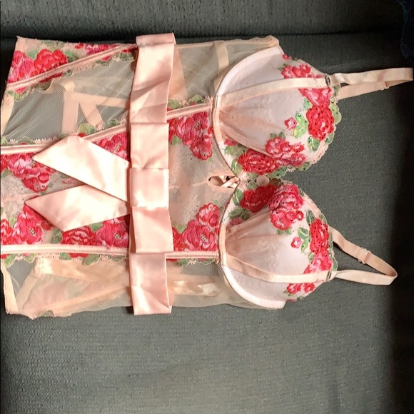 Victoria's Secret Other - Victoria’s Secret pink corset